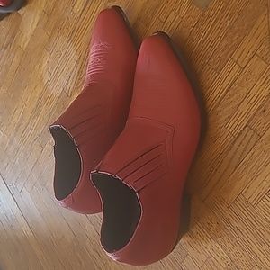 Women's Durango red ankle cowboy style booies size 6.5